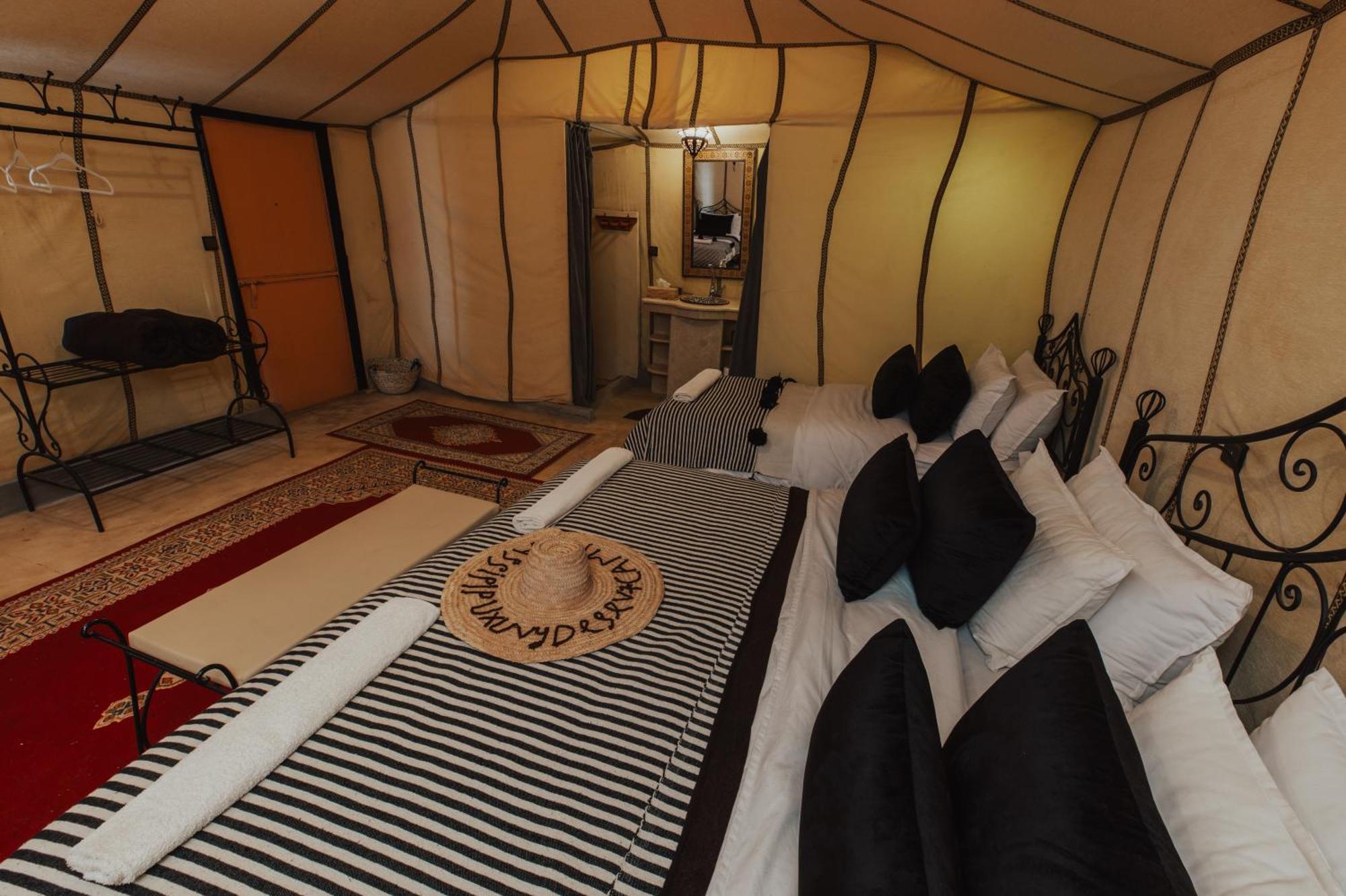 Tassili Luxury Desert Camp 梅尔祖卡 外观 照片