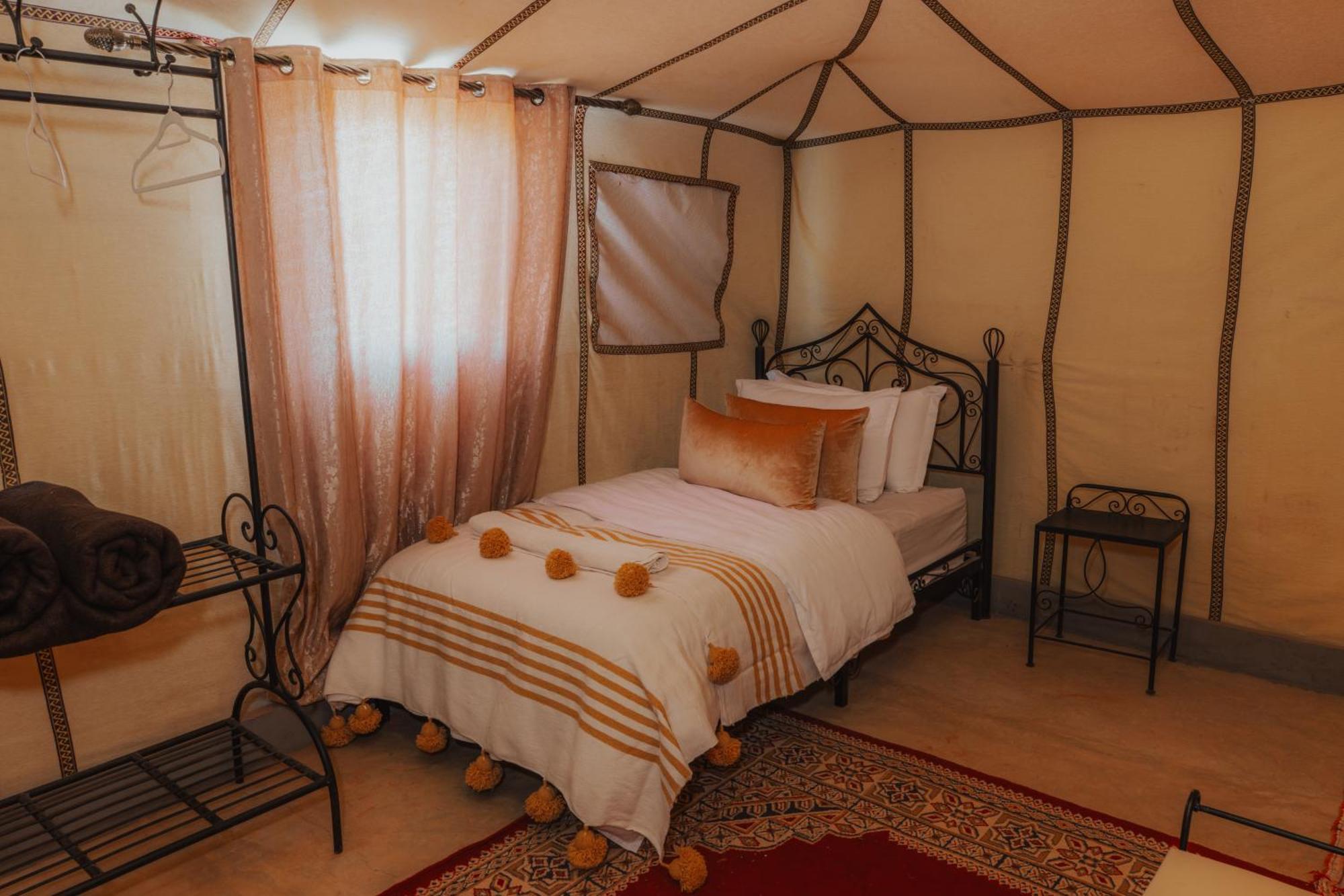 Tassili Luxury Desert Camp 梅尔祖卡 外观 照片