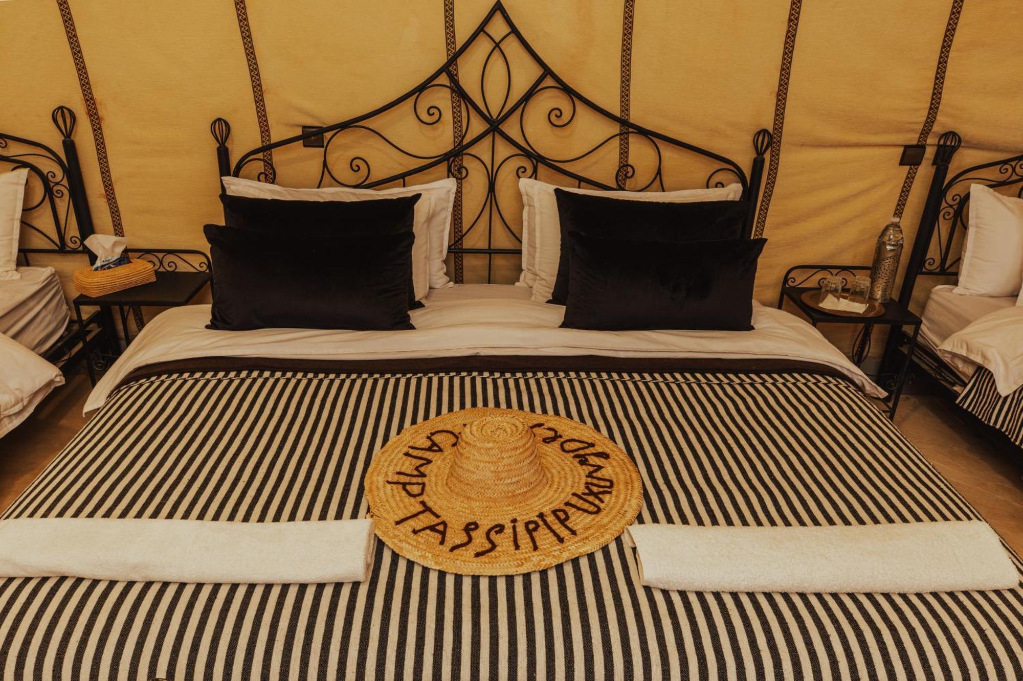 Tassili Luxury Desert Camp 梅尔祖卡 外观 照片