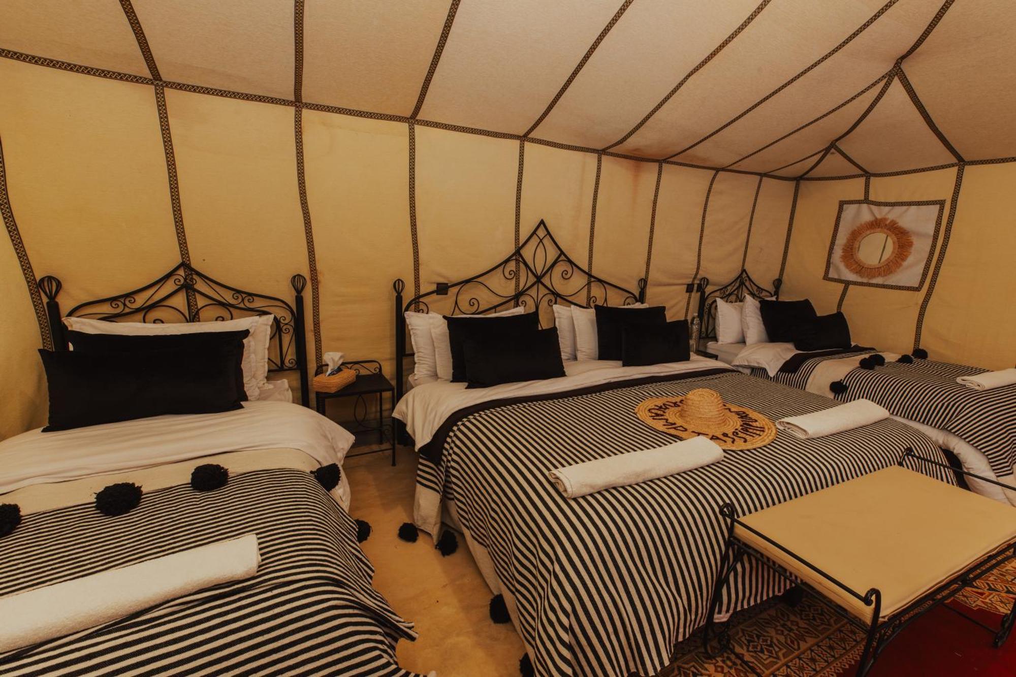 Tassili Luxury Desert Camp 梅尔祖卡 外观 照片